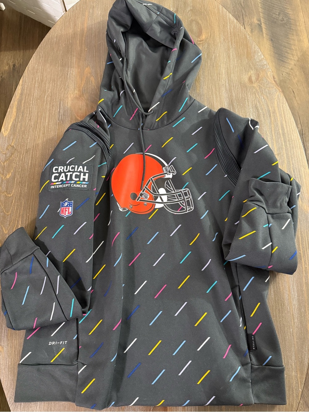 Pre owner Nike NFL Cleveland Browns Crucial Catch Hoodie Small On Field Dri-FIT